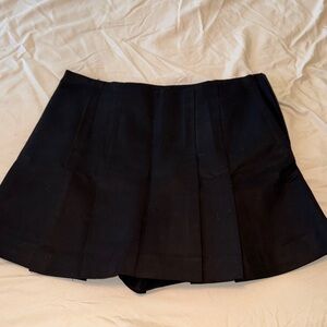 Zara Black Pleated Mini Skort